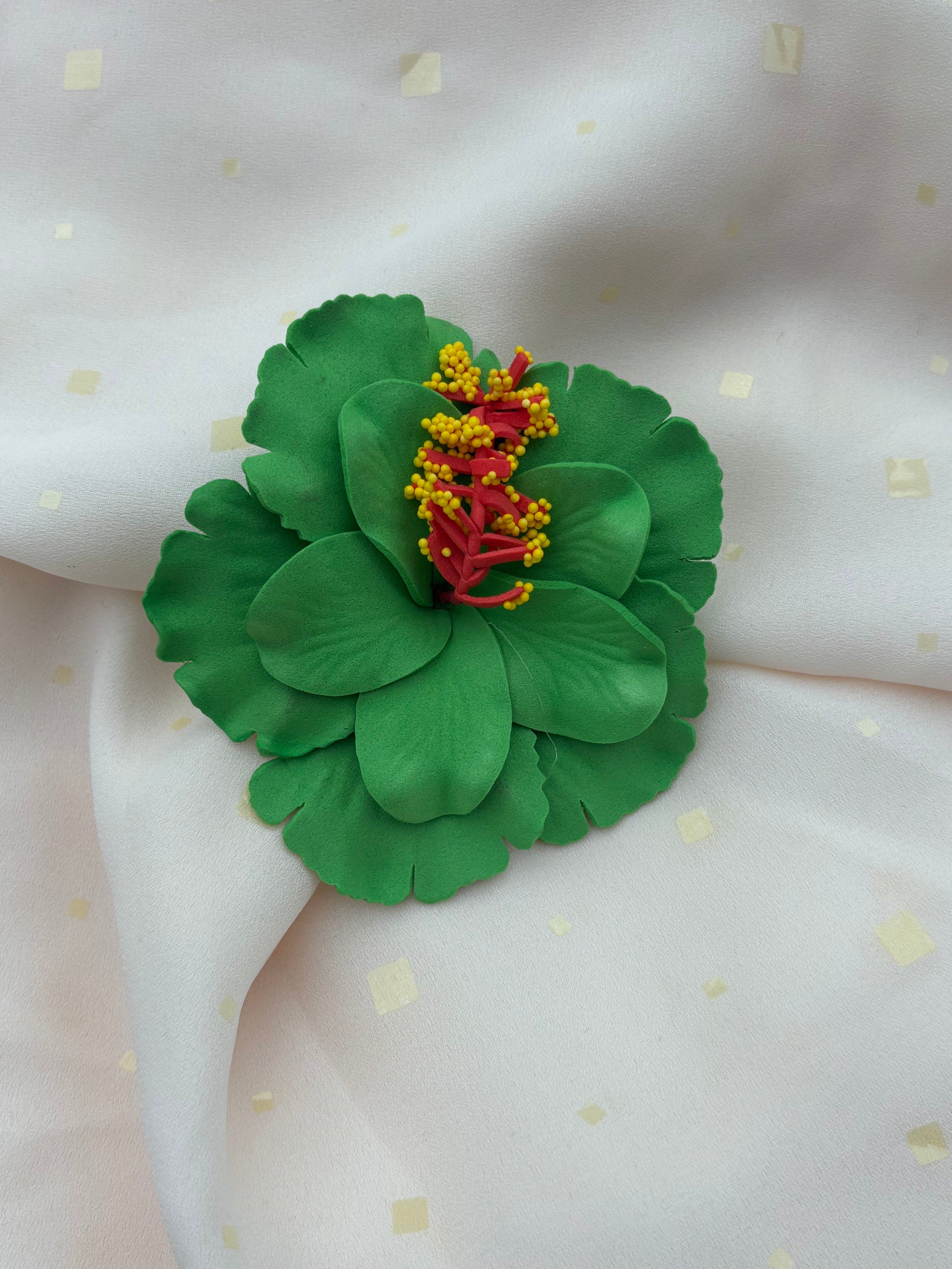 Sei - Green Hibiscus Flower